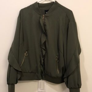 WHO WHAT WEAR Olive Green Ruffle Bomber Jacket